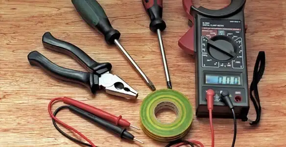 Home electrical inspection using professional testing and diagnostic tools in Peoria, IL